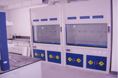 玻璃钢通风柜应该怎样选择？耐热抗冻、耐磨实用